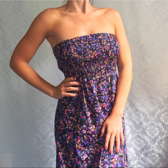 Charlotte Russe Dresses & Skirts - Black Pink Multi Color Floral Strapless Maxi Dress